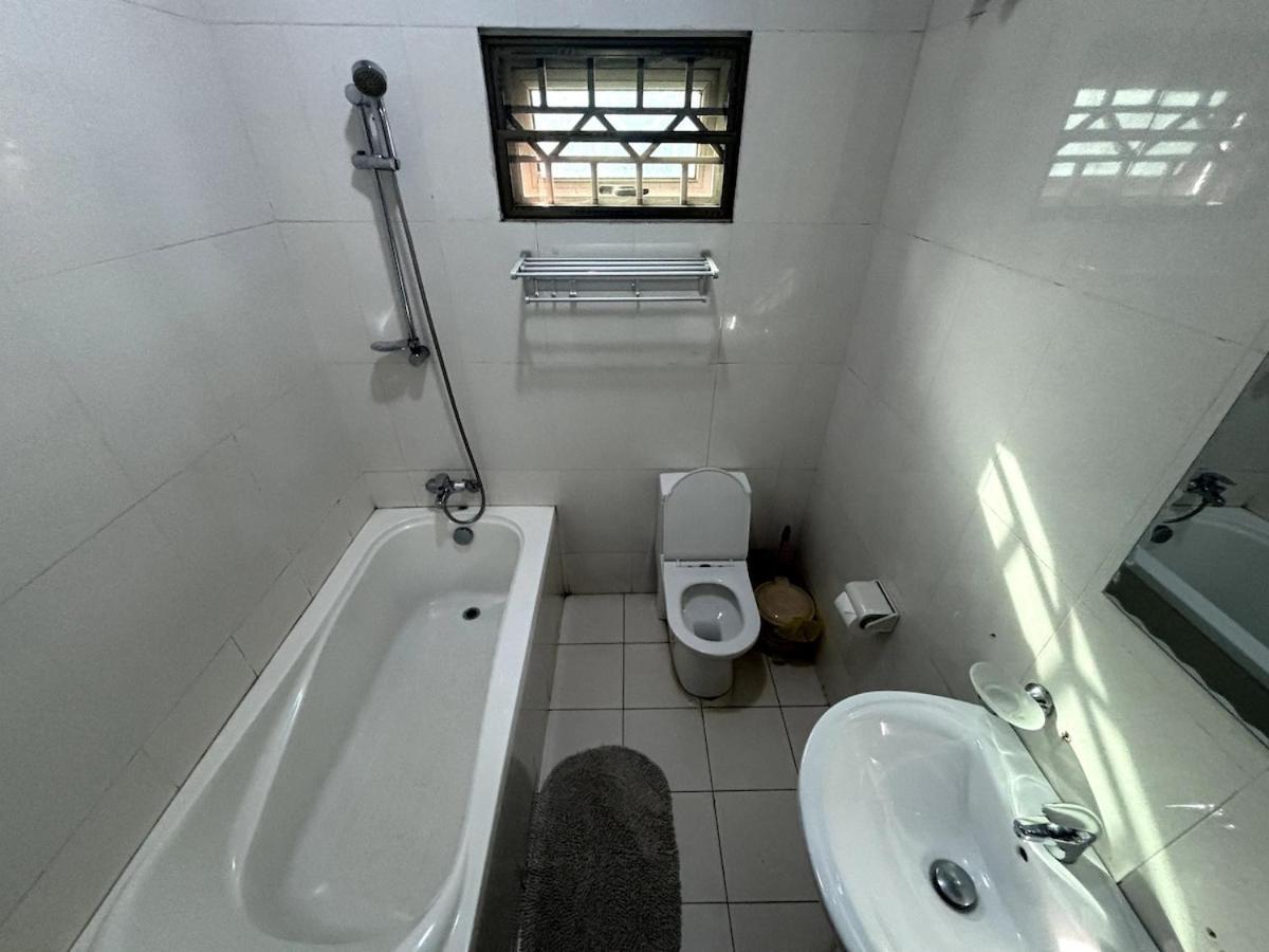 Takako Court Luxury Houses & Apartments, East Legon Accra Luaran gambar