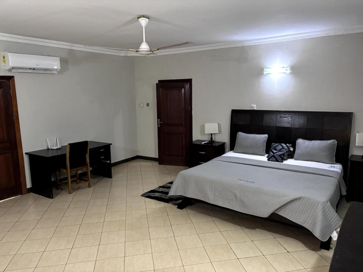 Takako Court Luxury Houses & Apartments, East Legon Accra Luaran gambar