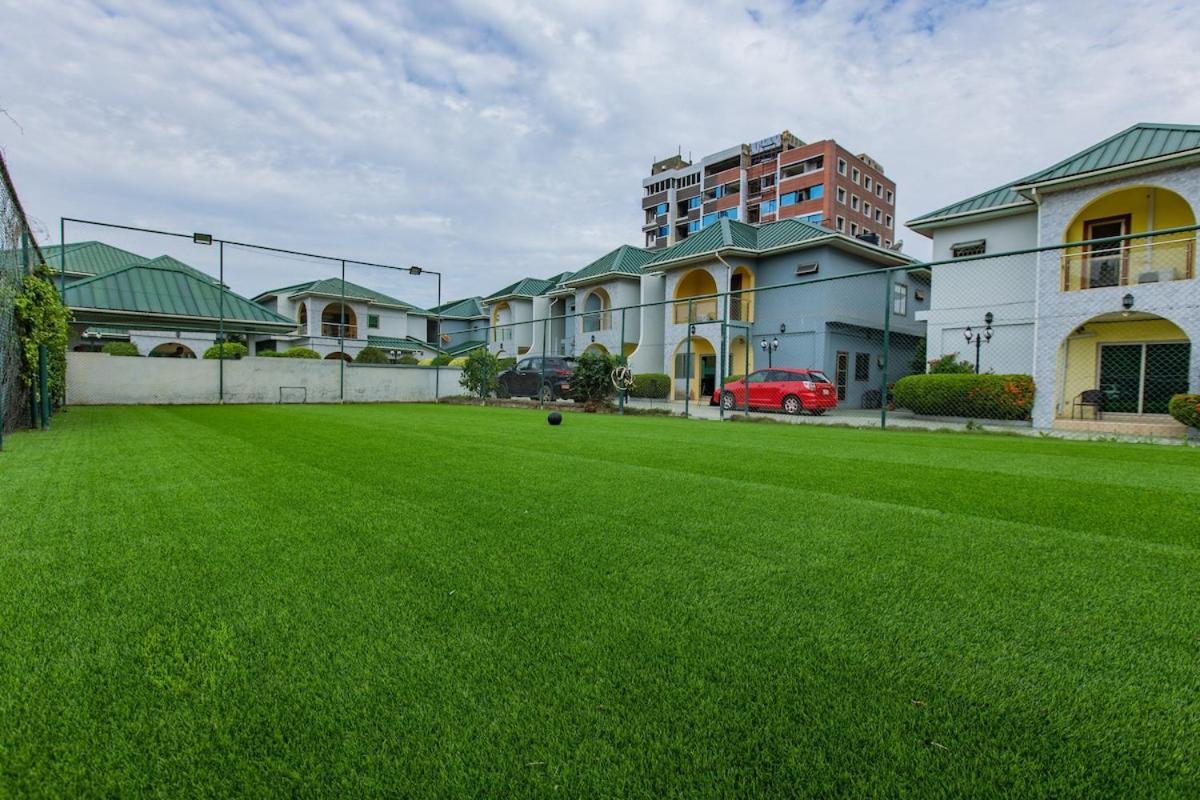 Takako Court Luxury Houses & Apartments, East Legon Accra Luaran gambar